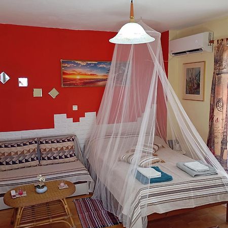 Y.M.Apartment Rhodes City Esterno foto